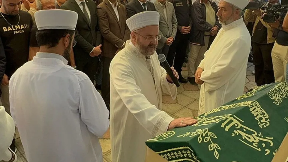 Cenaze namazını kıldıran imam Sıla bebekten helallik istedi: Koruyamadık seni, affet bizi!