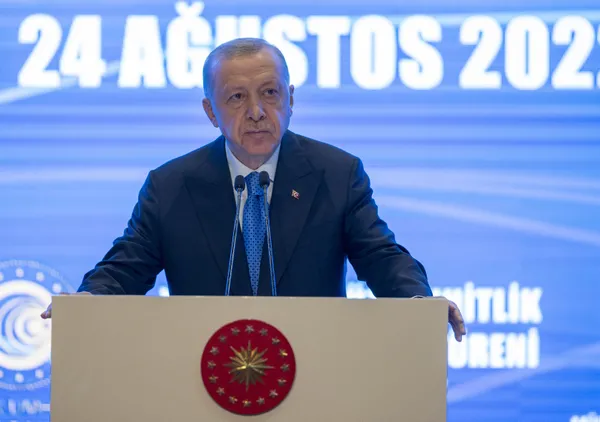 baskan-recep-tayyip-erdogandan-yurt-disi-muteahhitlik-hizmetleri-basari-odul-toreninde-onemli-aciklamalar-1661341840861.jpg Başkan Recep Tayyip Erdoğan'dan "Yurt dışı Müteahhitlik Hizmetleri Başarı Ödül Töreni"nde önemli açıklamalar - 6