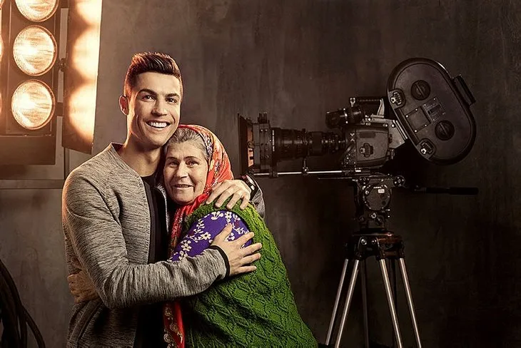 Cristiano Ronaldo ile birlikte oynadığı reklam filmini de yönetmişti | Ümmiye Koçak’ın son hali şaşırttı...