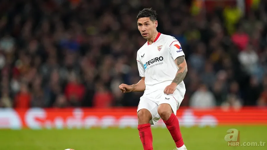 Galatasaray'a Arjantinli sağ bek! Doue olmayınca rota ona döndü 16