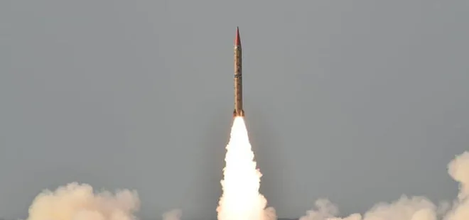 Pakistan’dan uzun menzilli füze denemesi