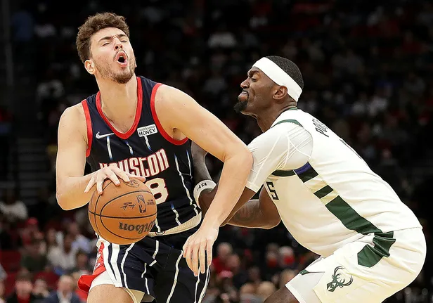 Alperen Şengün kimdir, kaç yaşında? NBA’de kariyer rekoru kıran Alperen Şengün nereli?