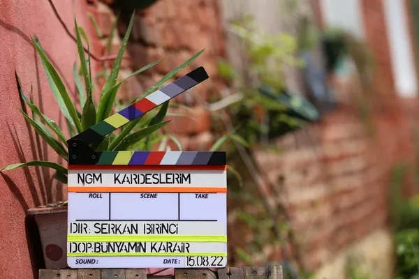 1660805969475.jpg Atv’nin rekortmen dizisi “Kardeşlerim” sete çıktı! İşte ilk fotoğraf - 1