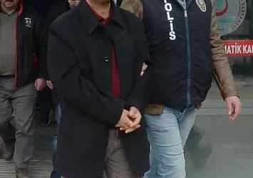 İzmir'de kaçakçılık operasyonu