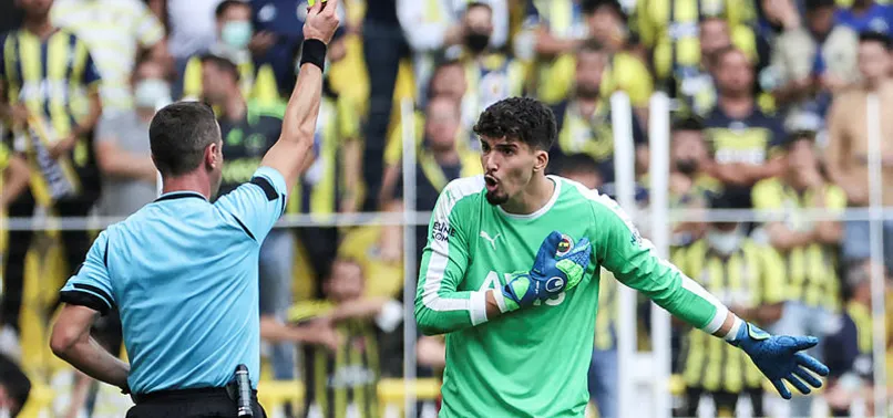 Fenerbahçe - Sivasspor maçı sonrası A Spor canlı yayında Altay Bayındır'a sert sözler: Şımarıklık ukalalık!