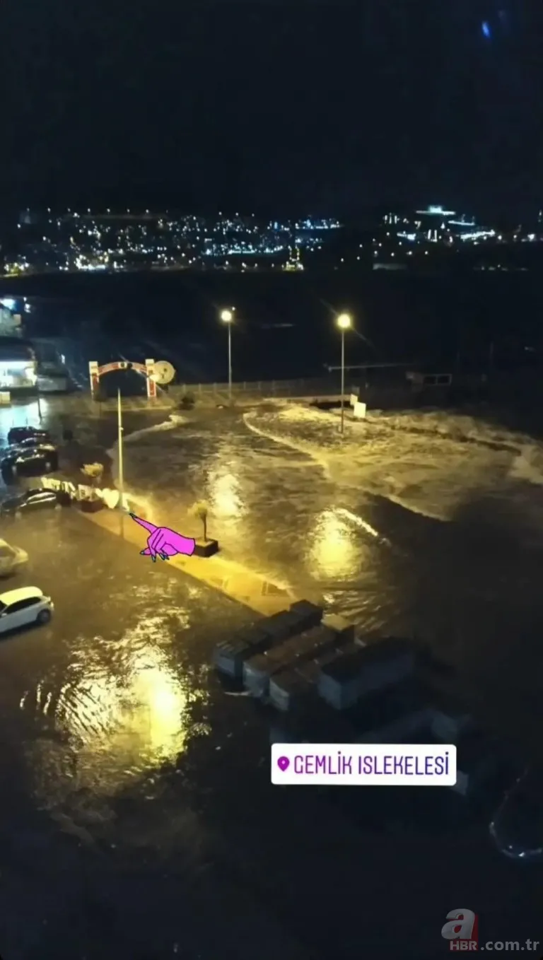SON DAKİKA | Bursa Gemlik’te tsunamiyi andıran görüntüler! Araçlar ve dükkanlar sular altında... 2
