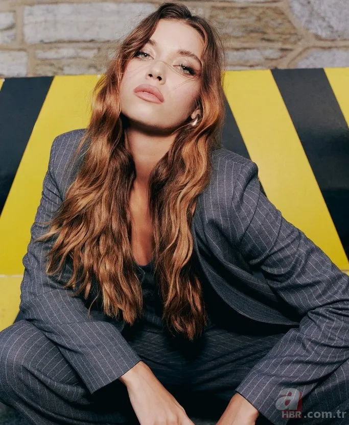 Annesi değil ablası gibi! Afra Saraçoğlu annesini paylaştı! 'İyi ki doğdun' 2