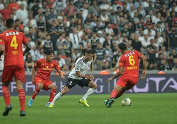 Beşiktaş evinde Göztepe'yi 3-0 yendi