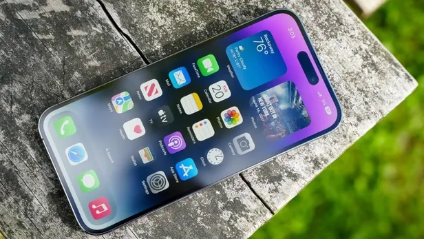 iphone-15-serisi-turkiye-servis-ucret-bedelleri-pil-degisim-catlak-ekran-arka-cam-hasari-arka-kamera-ve-diger-1694810076051.jpg iPhone 15 serisi Türkiye servis ücret bedelleri: Pil değişim, çatlak ekran, arka cam hasarı, arka kamera ve diğer hasarları servis ücreti ne kadar? - 3