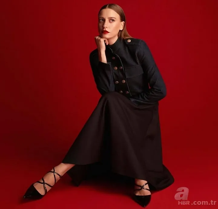 Kimi şarkıcı kimi oyuncu oldu! Ünlülerin çocukluk halleri görenleri şaşırttı 16