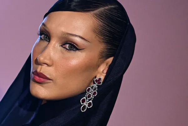 Bella Hadid’in babası Mohammed Hadid Filistin’den sürgün ediliş hikayesini anlattı: Evimize aldık biz bir daha içeri sokmadılar