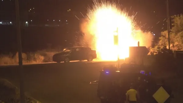 Diyarbakır'da bomba alarmı! Plakasız araç "dur" ihtarına uymadı - 7