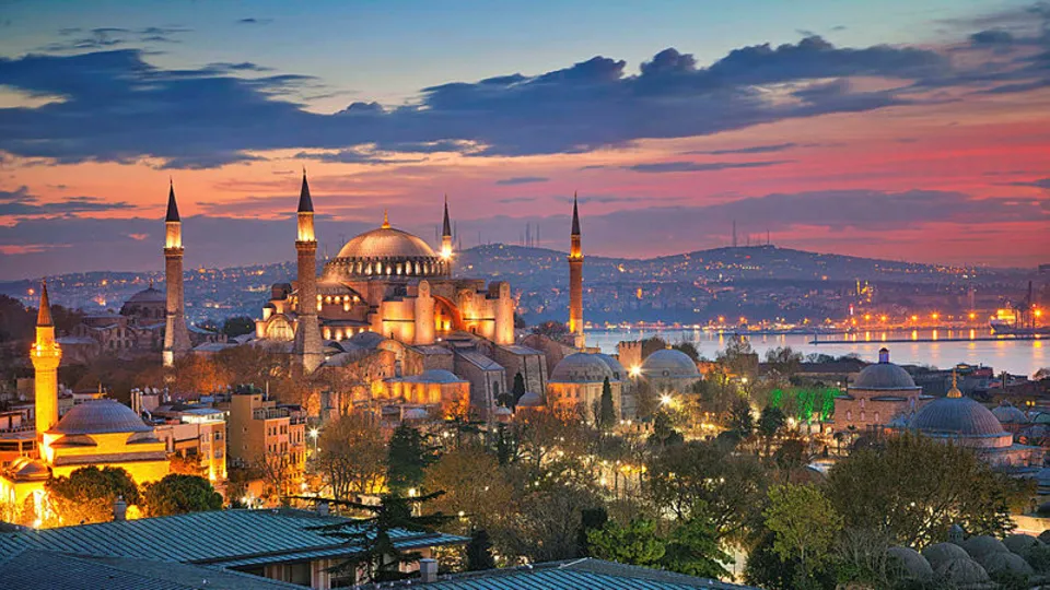 Hazmet Yunan! Ayasofya Camii hakkında küstah ifadeler
