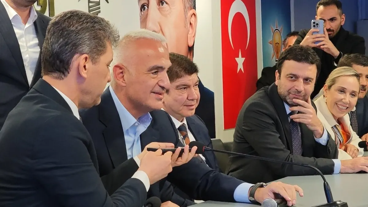 Başkan Erdoğan Antalya teşkilatına seslendi: Salonda büyük coşku