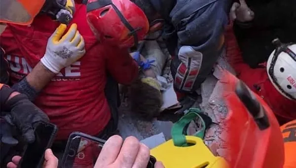 Son dakika: 91 saat sonra mucize! Ayda bebek sağ olarak kurtarıldı