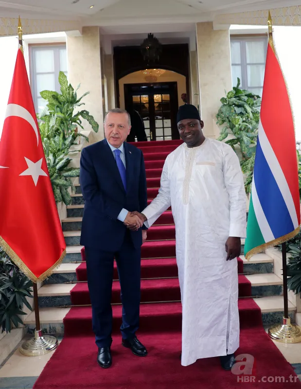Başkan Erdoğan Gambiya’da resmi törenle karşılandı 19