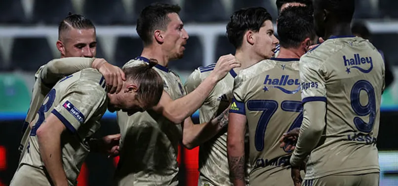 Kanarya Denizli'de uçtu! Altay kalesinde devleşti!