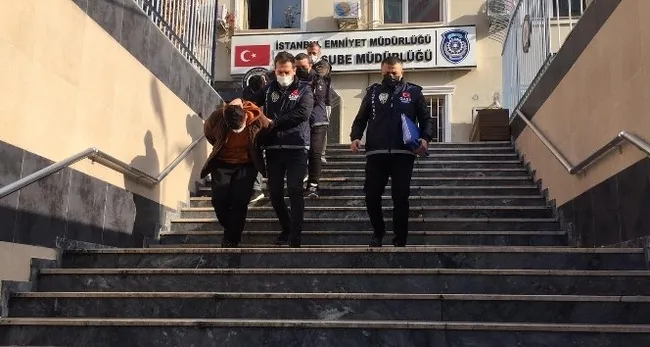 İstanbul’da perdeci kabusu! Eve girip önce darp ettiler sonra çalıp kaçtılar - 3