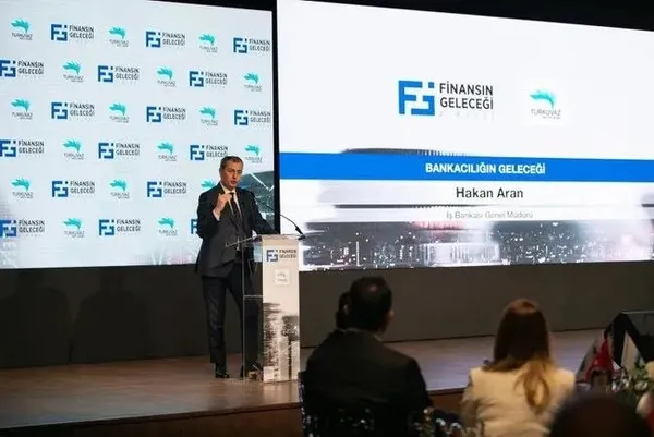 ekonominin-kalbi-turkuvaz-medyada-atiyor-finansin-gelecegi-masada-cevdet-yilmaz-mehmet-simsek-hafize-gaye-erka-1703246036309.jpeg Ekonominin kalbi Turkuvaz Medya'da attı! Finansın geleceği masada - 22