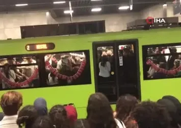 Bursa'da metro vagonunu ringe çevirdiler
