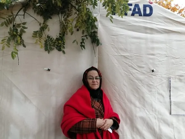1669536733105.jpg Devlet tüm imkanlarıyla depremzedelerin yanında! Kurumlar vatandaşı mağdur etmedi - 1
