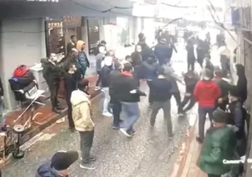Ayakkabı hırsızına esnaf dayağı! O anlar kamerada
