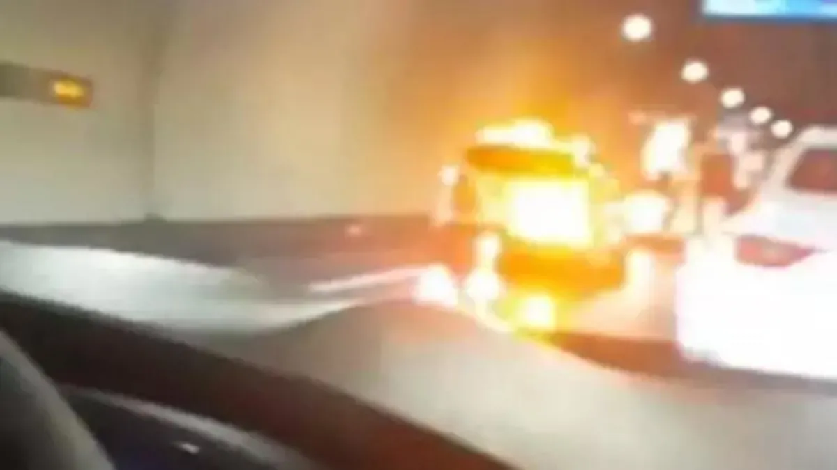 Avrasya Tüneli'nde araç yangını! Ulaşım geçici süreyle trafiğe kapatıldı