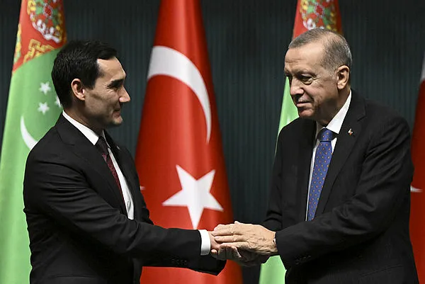 Başkan Erdoğan ve Türkmenistan Devlet Başkanı Berdimuhammedov’dan kritik açıklamalar! 13 alanda imzalar atıldı