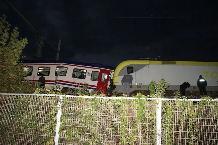 Sakarya’da iki tren çarpıştı
