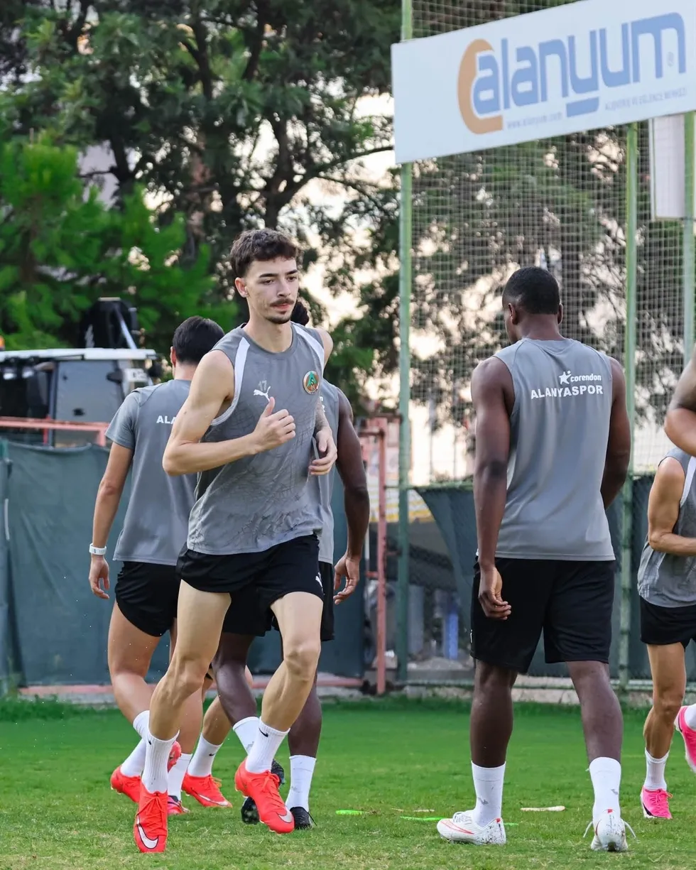 Alanyaspor Beşiktaş maçı! İşte muhtemel ilk 11'ler - 10