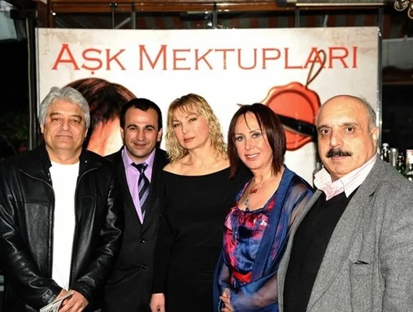 1669294741892.jpg Ünlü söz yazarı ve besteci Hülya Şenkul hayatını kaybetti - 3