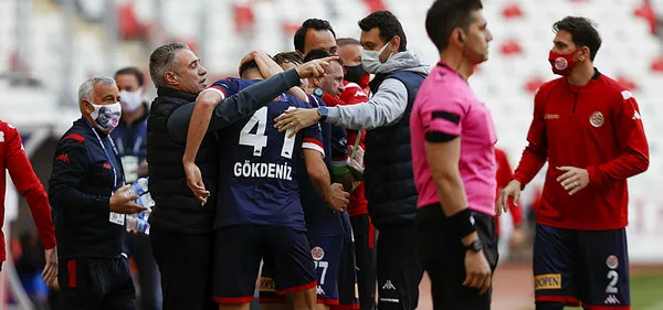 Antalyaspor 3-1 BB Erzurumspor MAÇ SONUCU-ÖZET | Süper Lig 31. hafta karşılaşması