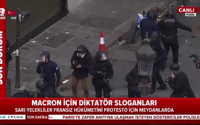 Fransa sokaklarında Macron için diktatör sloganları