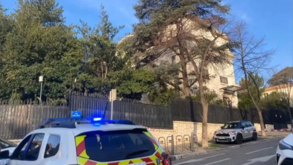 Rusya’nın Marsilya Konsolosluğu’na saldırı