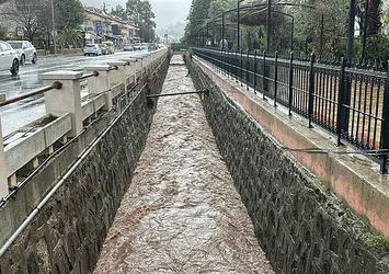 Marmaris'te sağanak etkili oldu