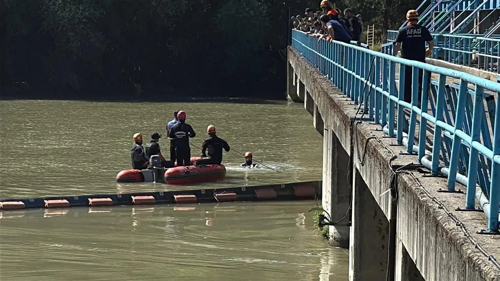 Filyos Çayı'na düşen CHP İl Başkan Yardımcısının cansız bedeni bulundu - 2