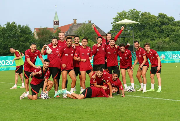 Türkiye İtalya maçı kadrosu: Muhtemel 11’ler kimler? EURO 2020 Türkiye İtalya maçı ne zaman, saat kaçta?
