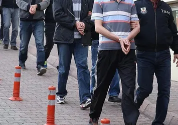 Sosyal medya dolandırıcılarına şok baskın! Çok sayıda gözaltı var