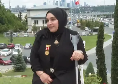 15 Temmuz'da eşini ve bir bacağını kaybetti