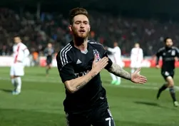 Beşiktaş’ın eski golcüsüne büyük şok! Menajerden 9 milyon liralık vurgun