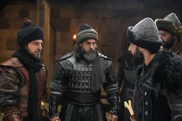 Turgut Alp'i dönüşünü bekleyenlere büyük sürpriz! Herkes öyle zannederken ters köşe geldi... - 4