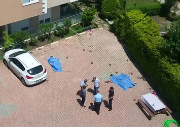 Damat, eşi ve ailesini vurdu