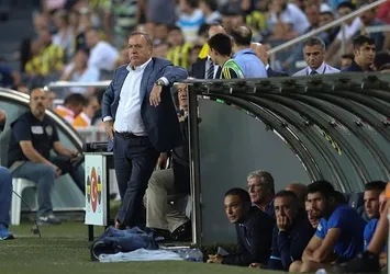 Dick Advocaat'ın işi çok zor!