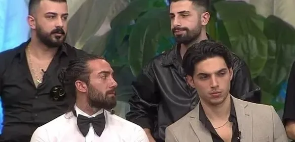 Kısmetse Olur ELEME GECESİ! Kısmetse Olur: Aşkın Gücü bugün kim elendi? Kısmetse Olur 7.bölüm KİM VEDA ETTİ?