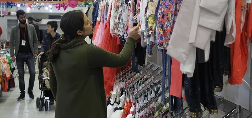 Van'da 'indirim günleri' festivaline yoğun ilgi
