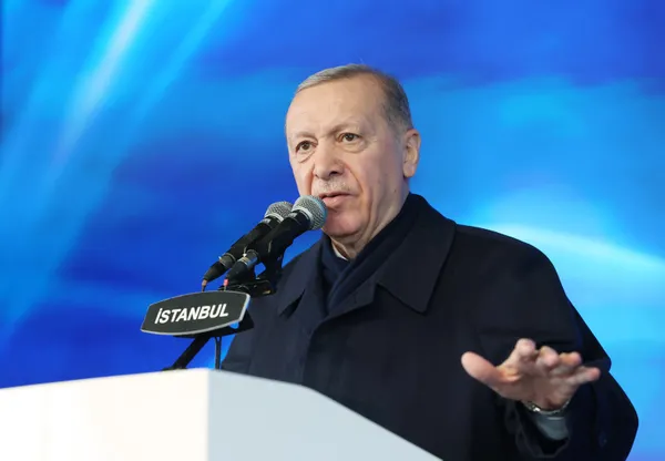 Başkan Erdoğan’dan vatandaşa Engellendik edebiyatına kanmayın uyarısı: Her belediye kamu kaynaklarından adil biçimde yararlandı