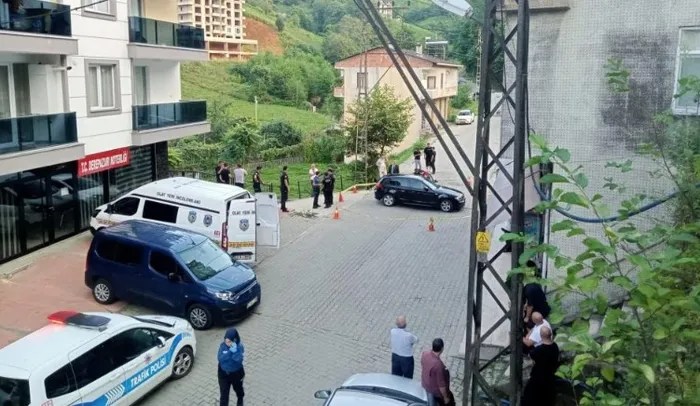 mhpli-ilce-baskanina-silahli-saldiri-silahli-saldirida-hayatini-kaybetti-1724690478391.jpg MHP'li ilçe başkanına silahlı saldırı! Hayatını kaybetti - 1