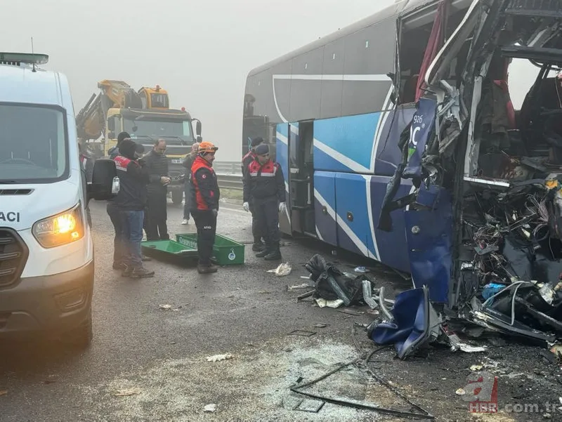 Kuzey Marmara Otoyolu Sakarya mevkiinde katliam gibi kaza! Kazanın tanığı dehşet anları anlattı 14