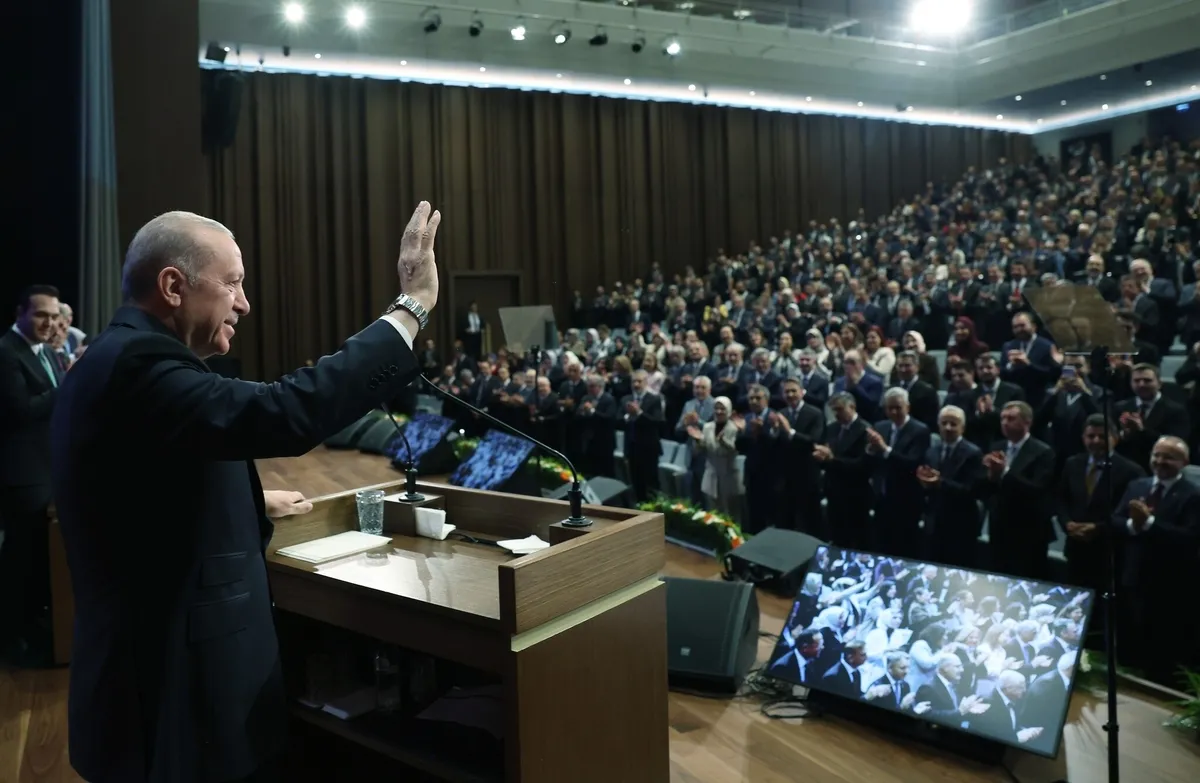 baskan-erdogandan-ak-partide-sifir-tolerans-mesaji-yanlis-yapanla-yollar-ayrilacak-1790698421592.jpeg Başkan Erdoğan, devletin ve milletin malına el uzatanlarla yollarının ayrı olduğunu vurguladı. (AA)