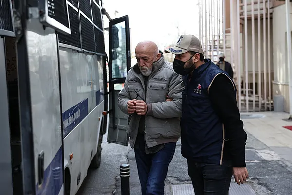 Çağlayan Adliyesi’ndeki terör saldırısını aydınlatma operasyonu! Gözaltına alınan şüpheliler hakkında kritik bilgilere ulaşıldı